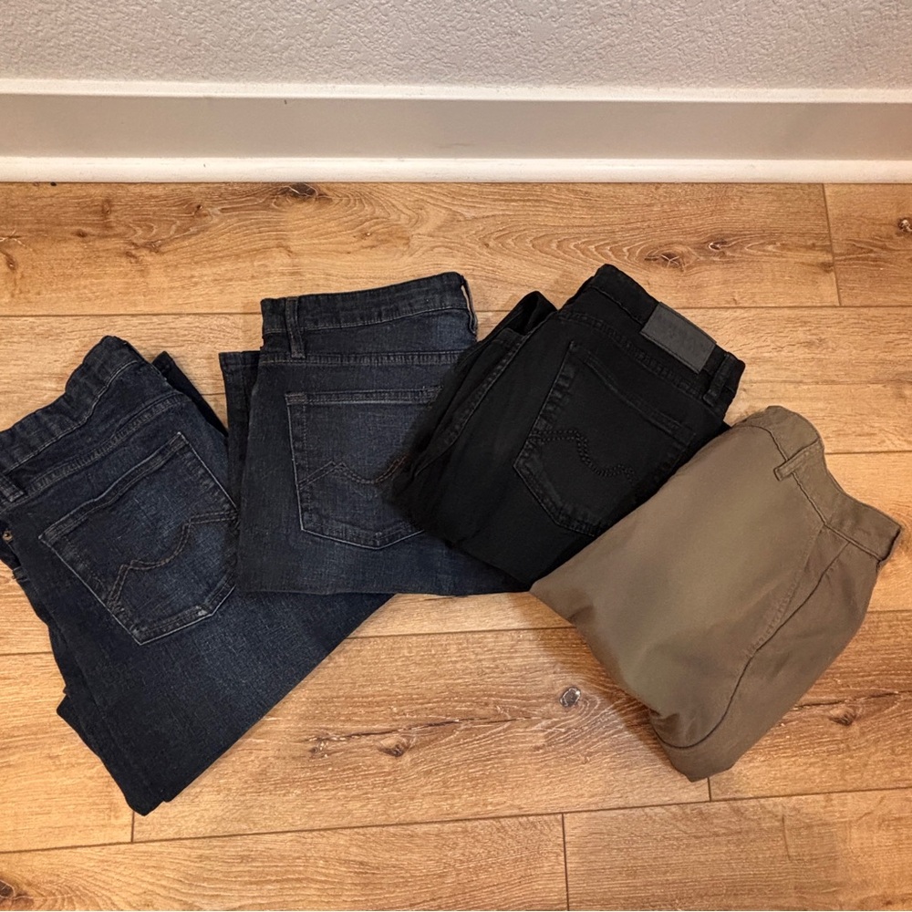 Lot of 4 Pairs of Men’s Jeans Urban Star & 34 Heritage 35 x 32